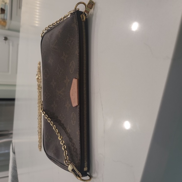Louis Vuitton Pochette Pouch - Picture 9 of 15